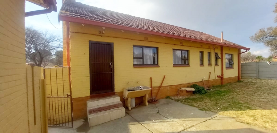 To Let 3 Bedroom Property for Rent in Bedelia Free State